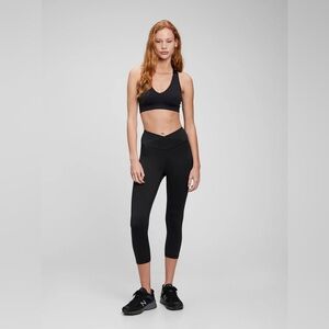 Gapfit Eclipse Capri-Length Legging
